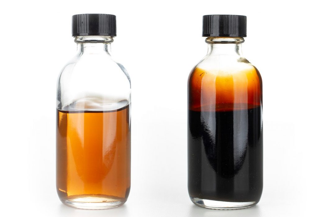 Comparison of api gravity of light crude oil and extra heavy oil
 