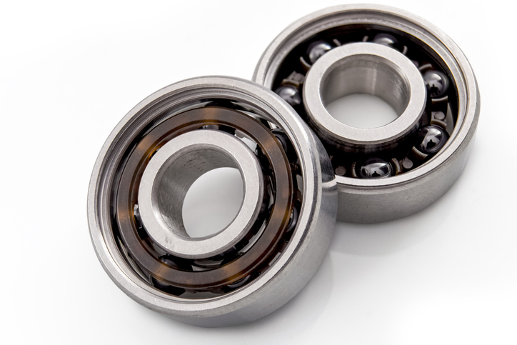 A photo of 2 bearings showing its struucture